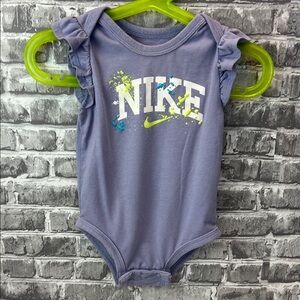 Baby girls Nike Baby Onesie with Ruffles‎
